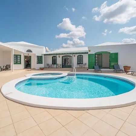 Villa Milan Puerto del Carmen (Lanzarote) Exterior photo