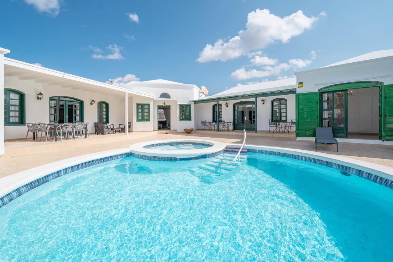 Milan Vil·la Puerto del Carmen (Lanzarote)